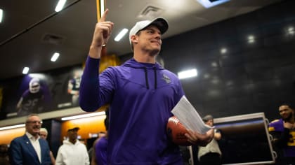 Vikings assistant Pettine leads coaching diversity workshop