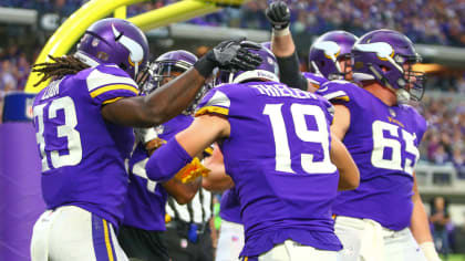 East Rutherford, New Jersey, USA. 6th Oct, 2019. Minnesota Vikings  defensive tackle Shamar Stephen (93) during a NFL game between the Minnesota  Vikings and the New York Giants at MetLife Stadium in