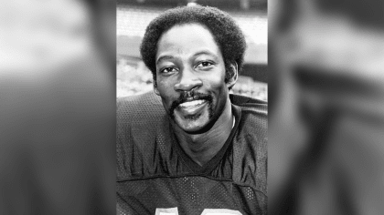 Ken Riley, former Cincinnati Bengals defensive star, dies at 72 - Los  Angeles Times