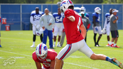 January 4, 2020: Buffalo Bills kicker Stephen Hauschka (4) watches his  field goal that tied the game late in the 4th quarter of an NFL football  playoff game between the Buffalo Bills