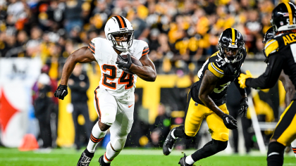 NFL Week 2 Monday Night Football: Browns RB Nick Chubb carted off