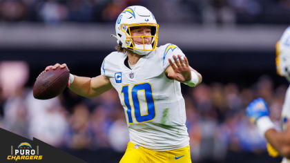 Chargers preserve playoff hopes with Thanksgiving road win over