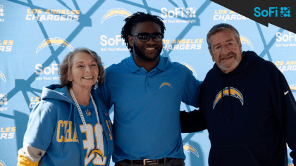 Bolt Fam HQ  Los Angeles Chargers 