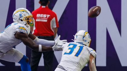 Donald Parham suffers horror head trauma during the Chiefs vs Chargers game