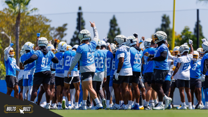 Bolts Buzz: NFL Network Projects the Chargers to Have One of the Top  Offenses in 2022