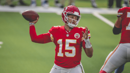 Chiefs K Harrison Butker makes 71-yard field goal in pregame warmups