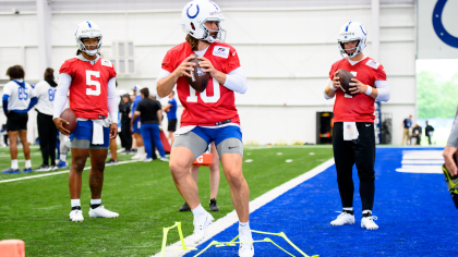 File:Sam Ehlinger Commanders-Colts 2022.jpg - Wikipedia