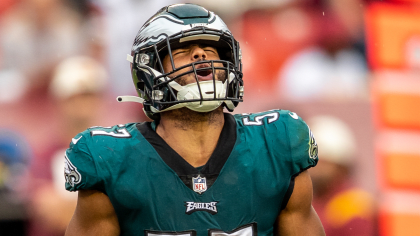 Eagles training camp 2022: T.J. Edwards becoming the star of