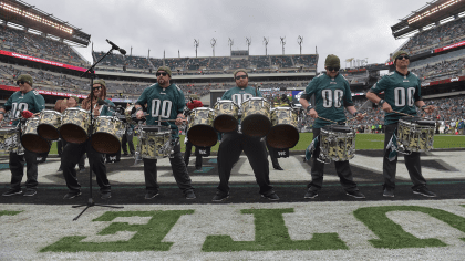 Drumline In Action Vs. Bears