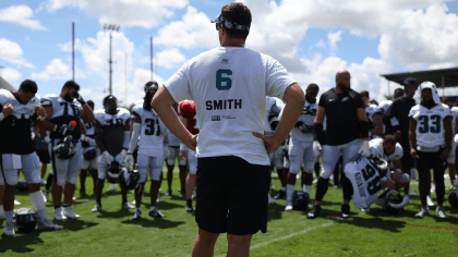 Eagles coach Nick Sirianni clears COVID-19 protocol; will coach Sunday -  WHYY