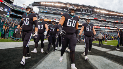 January 1, 2023, Philadelphia, PA, USA: January 1, 2023: Eagles players to  walk through the tunnel and high five fans before running onto the field  before the NFL football matchup between the