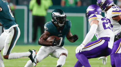 Philadelphia Eagles running back D'Andre Swift goes untouched for