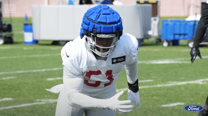 Giants LB Azeez Ojulari passes physical, practices at camp