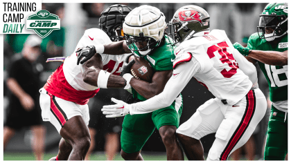 Tampa Bay Buccaneers' K.J. Britt during a joint practice with the New York  Jets in Florham Park, N.J., Wednesday, Aug. 16, 2023. (AP Photo/Seth Wenig  Stock Photo - Alamy