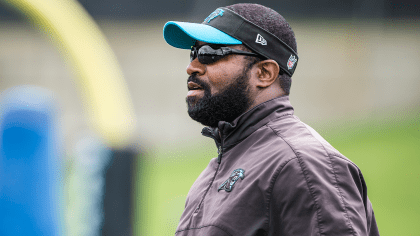 Panthers make great move hiring Everette Brown as LBs assistant