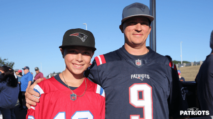 Tom Brady gives game hat to 9-year-old cancer survivor