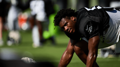 Las Vegas Raiders defensive end Malcolm Koonce (51) plays against the New  England Patriots during an NFL preseason football game, Friday, Aug. 26,  2022, in Las Vegas. (AP Photo/John Locher Stock Photo - Alamy