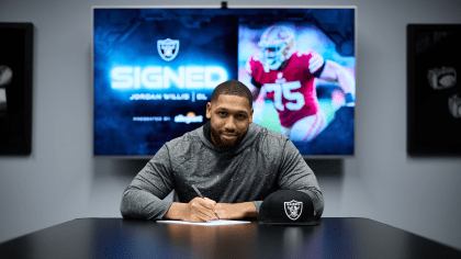 Raiders sign DL Jordan Willis