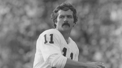 Olson: David Humm, RIP — a consummate and beloved Raider - The Athletic