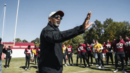 NFL Hall of Famer Art Monk is lead plaintiff in lawsuit vs. NFL