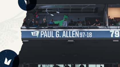 Former Seahawks owner Paul Allen to be inducted into Ring of Honor - Field  Gulls