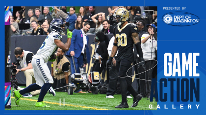 Can't-Miss Play: Seattle Seahawks quarterback Geno Smith dissects THREE New  Orleans Saints on 40-yard TD to wide receiver Tyler Lockett