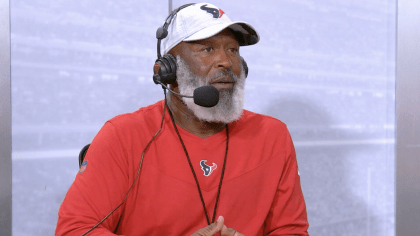 Lovie Smith Reacts to the 2022 Texans Schedule 