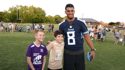 Titans Caravan comes to Clarksville, Fort Campbell