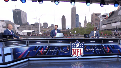 NFL Network's Mike Yam, Lance Zierlein analyze the Dallas Cowboys' draft  room