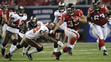 PHOTOS: Atlanta Falcons defeat Tampa Bay Buccaneers in season finale, Slideshows