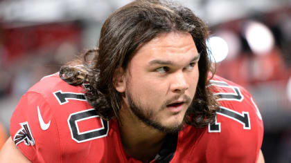 Atlanta Falcons offensive tackle Jake Matthews (70) works against the Detroit  Lions during the first half of an NFL football game, Sunday, Oct. 25, 2020,  in Atlanta. (AP Photo/John Bazemore Stock Photo - Alamy