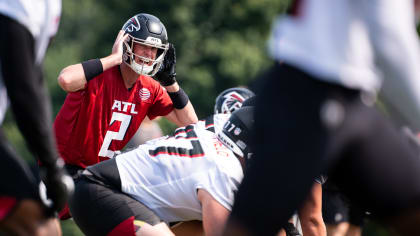 November 28, 2021 - Jacksonville, FL, U.S: Atlanta Falcons quarterback Matt  Ryan (2) during 1st half NFL football game between the Atlanta Falcons and  the Jacksonville Jaguars at TIAA Bank Field in