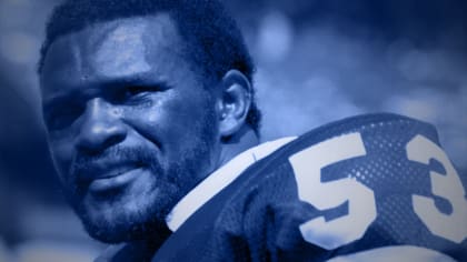 Photos: Hall of Fame linebacker Harry Carson