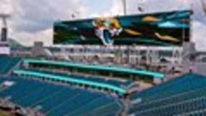 VIDEO: Jaguars Debut World's Largest Video Boards