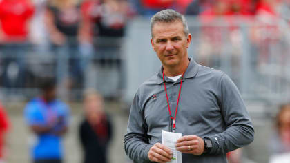 Jacksonville Jaguars coach Urban Meyer not interested in leaving NFL for  college football jobs, source says - ABC7 Chicago