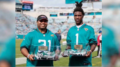 Jacksonville Jaguars honor Andrew Jackson head coach Christopher Foy with  HS Coach of the Week Award - High School Football America