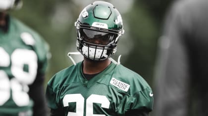 What difference Jets' Le'Veon Bell sees in Sam Darnold early in training  camp 