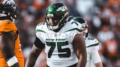 Jets HC Robert Saleh Says Alijah Vera-Tucker to Shift to Right Guard