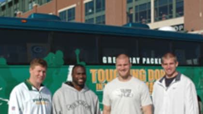 Knights tour Minnesota Vikings facilities during team bonding trip