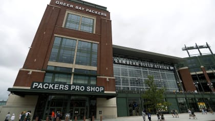 Packers Hall of Fame, Packers Pro Shop open