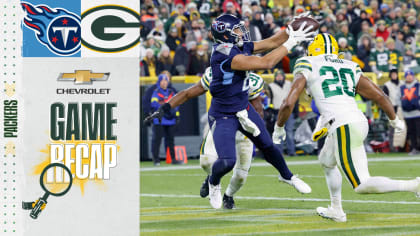 Tennessee Titans vs Green Bay Packers live game photos