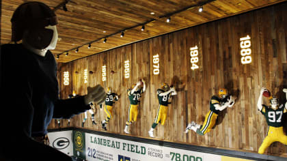 Heritage Trail Trolley Tours  Green Bay Packers Hall of Fame & Stadium  Tours