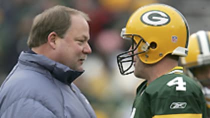 Former Green Bay Packers head coach Mike Holmgren reveals where he