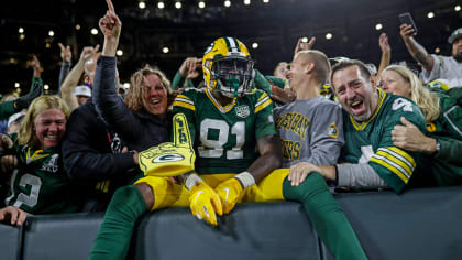 Fans react to Packers' victory over Vikings at Lambeau Field