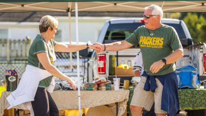 The Wearing Of the Green (and Gold): At Least the Packers *DRESSED