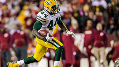 NFL Free Agency - James Starks Re-Signs with Green Bay - Bull Run