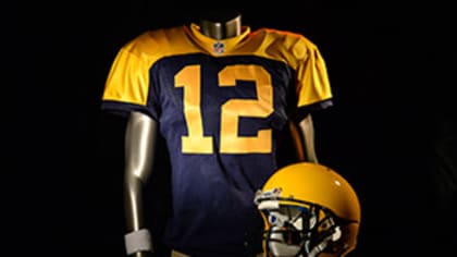 State News: Cardinals add retro jersey for Saturday home games (11/16/12)