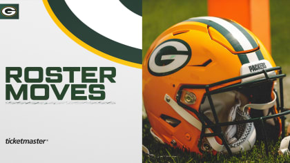 Packers sign 16 players to practice squad