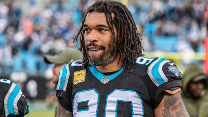 Julius Peppers 'leaning' toward returning in 2018