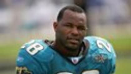 Fred Taylor Provides Spark for Patriots Running Game 